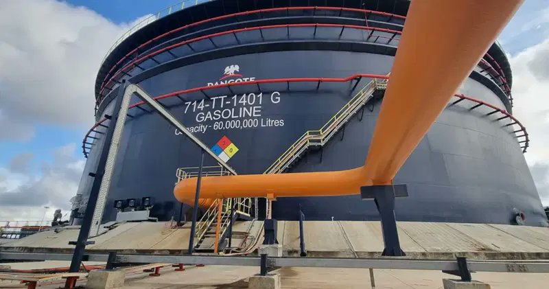 Dangote Refinery Reverses Decision, Resumes Petrol Sales in Naira After Government Intervention
